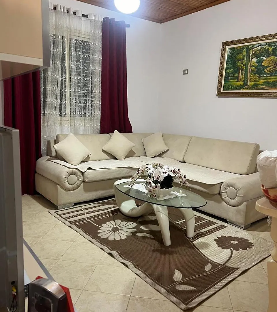 Hotel Nori House Vlorë 0*,  Albania